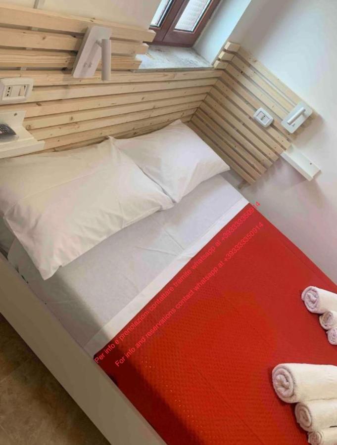 Miris Home Fast And Comfortable With Self Check In 8 Minutes Walk Near Naples Airport Exterior photo
